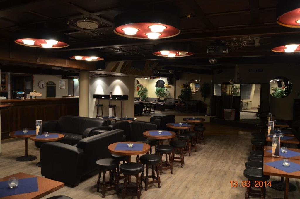 Mehamn Arctic Hotel Buitenkant foto