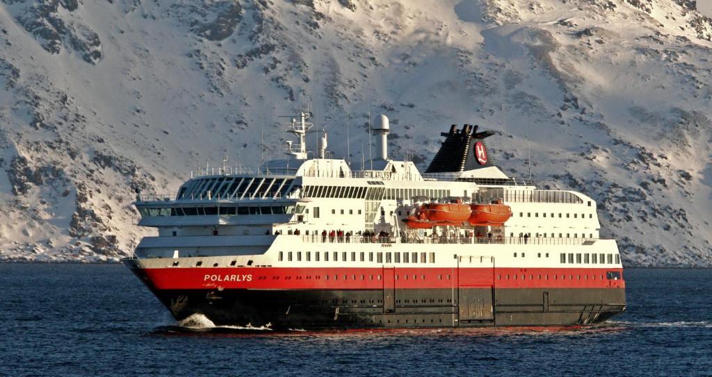 Mehamn Arctic Hotel Buitenkant foto