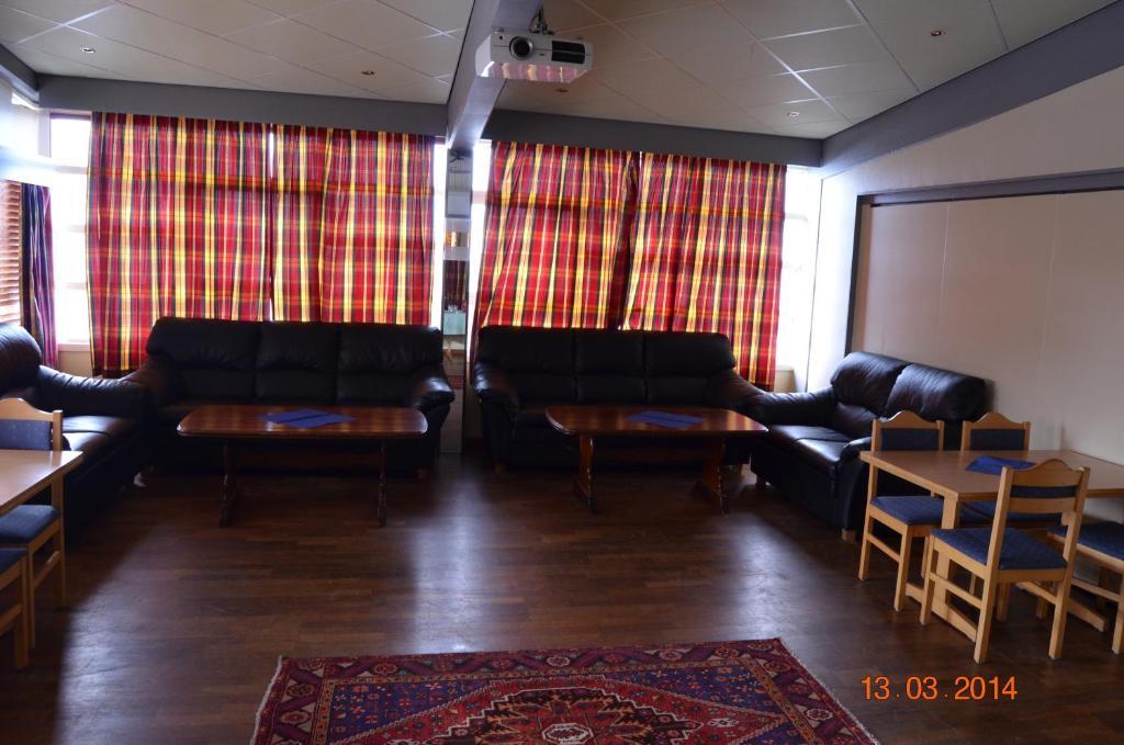 Mehamn Arctic Hotel Buitenkant foto